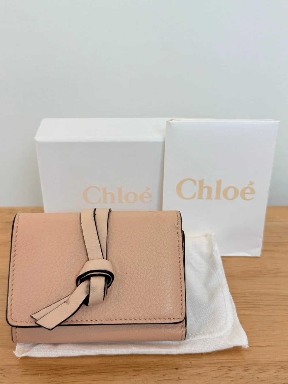 Chloé Blush Leather Knot Wallet